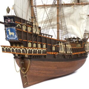 Barco Galeon GOLDEN HIND Occre